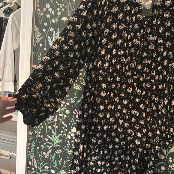 Torrid Midi Swiss Dot Pleat Long Sleeve Dress NWT - Picture 7 of 7